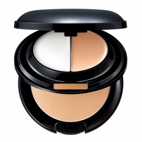 Sensai Triple Touch Compact 03 Dark i gruppen Makeup / Bas / Primer hos Hudotekets Webshop (10518003 6)